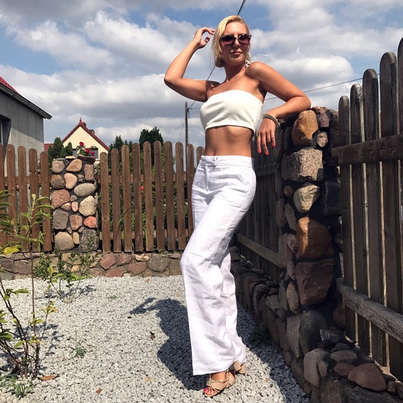 Off-White Bandeau Top! 👌🏼 - Picture 2 of 9